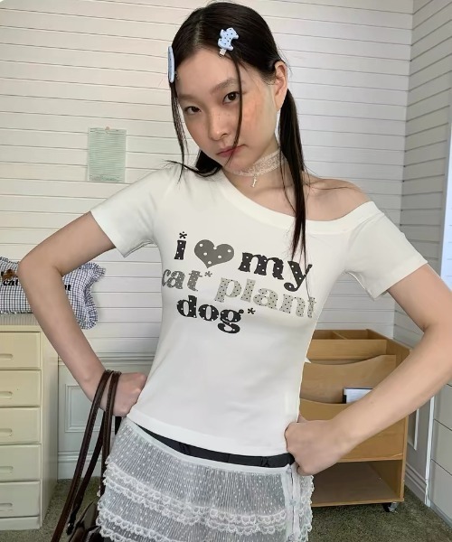 AsRiRe(アスリレイ)の「ハートロゴワンショルダーTシャツ(Tシャツ/カットソー・レディース・ホワイト・M)」の2枚目の写真