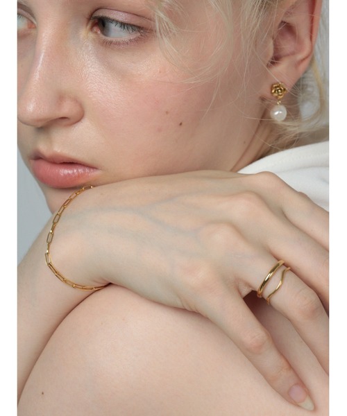 Bilan(ビラン)の「【BILAN】(金属アレルギー軽減)Slim Nuance Curve Ring/スリムニュアンスカーブリング(リング・レディース・ゴールド・FREE)」の3枚目の写真