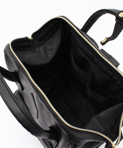 anello（アネロ）の「【anello】レトロ口金リュック ミニ（バックパック/リュック・レディース・ライトブラウン/ブラック/オフホワイト/ネイビー/ピンク・ONE SIZE）」の15枚目の写真