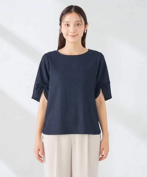 a.v.v(アーヴェヴェ)の「タックスリーブトップス(Tシャツ/カットソー・レディース・アイボリー/ネイビー・40/38)」の20枚目の写真