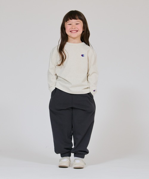 Champion(チャンピオン)の「【Champion/チャンピオン】キッズ ベーシック ロングスリーブTシャツ(ワンピース・キッズ・オフホワイト/グレー/その他30/オートミール/ブラック/オレンジ/ネイビー・130/150/160/100/110/120/140)」の11枚目の写真