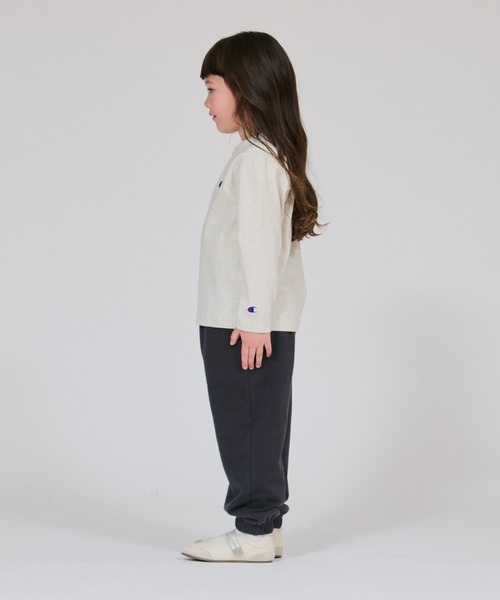 Champion(チャンピオン)の「【Champion/チャンピオン】キッズ ベーシック ロングスリーブTシャツ(ワンピース・キッズ・オフホワイト/グレー/その他30/オートミール/ブラック/オレンジ/ネイビー・130/150/160/100/110/120/140)」の12枚目の写真