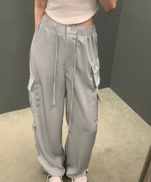 FAVORITO(ファヴォリート)の「ドローコードリングリラックスパンツ(その他パンツ・レディース・ベージュ/グレー/ピンク・F)」の2枚目の写真