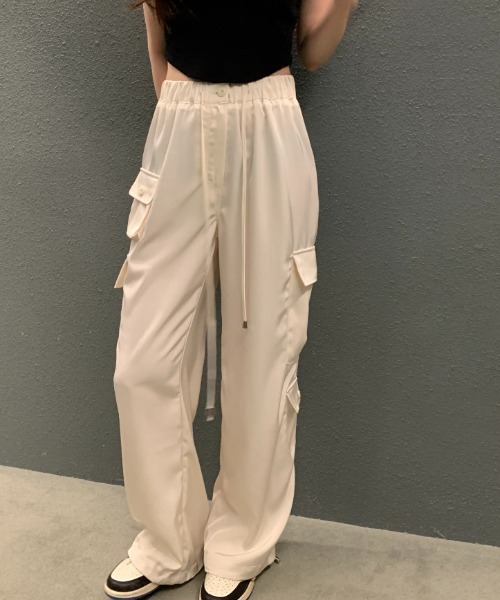 FAVORITO(ファヴォリート)の「ドローコードリングリラックスパンツ(その他パンツ・レディース・ベージュ/グレー/ピンク・F)」の11枚目の写真