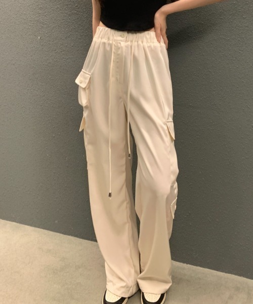 FAVORITO(ファヴォリート)の「ドローコードリングリラックスパンツ(その他パンツ・レディース・ベージュ/グレー/ピンク・F)」の17枚目の写真