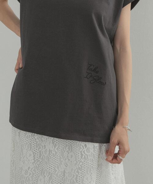 URBAN RESEARCH DOORS(アーバンリサーチドアーズ)の「刺繍ロゴTシャツ(Tシャツ/カットソー・レディース・チャコールグレー/オフホワイト・FREE)」の20枚目の写真
