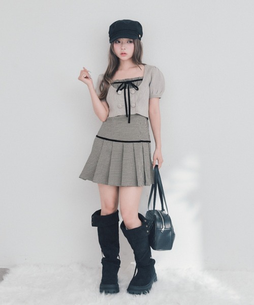 OLIVE des OLIVE(オリーブデオリーブ)の「パフ袖ニットとプリーツキャミワンピのセット(ワンピース・レディース・ベージュ/ブラウン/ブラック・FREE)」の6枚目の写真