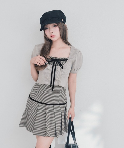 OLIVE des OLIVE(オリーブデオリーブ)の「パフ袖ニットとプリーツキャミワンピのセット(ワンピース・レディース・ベージュ/ブラウン/ブラック・FREE)」の13枚目の写真