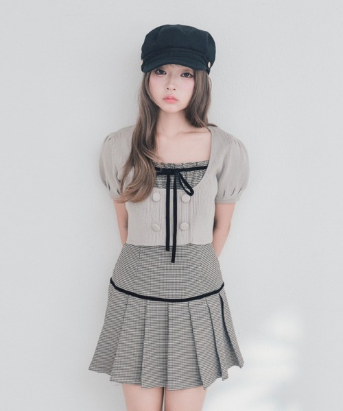 OLIVE des OLIVE(オリーブデオリーブ)の「パフ袖ニットとプリーツキャミワンピのセット(ワンピース・レディース・ベージュ/ブラウン/ブラック・FREE)」の15枚目の写真