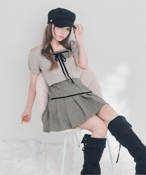 OLIVE des OLIVE(オリーブデオリーブ)の「パフ袖ニットとプリーツキャミワンピのセット(ワンピース・レディース・ベージュ/ブラウン/ブラック・FREE)」の22枚目の写真