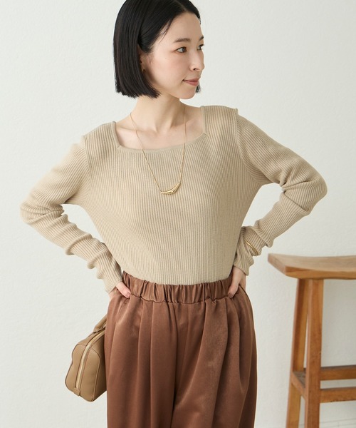 Aunely(オーネリー)の「【Aunely】美デコルテ2WAYネックニットプルオーバー<YOSOOIシリーズ>(Tシャツ/カットソー・レディース・アイボリー/ブラウン/ブラック/グレイッシュベージュ/ブラック系/チャコール・M/L)」の12枚目の写真