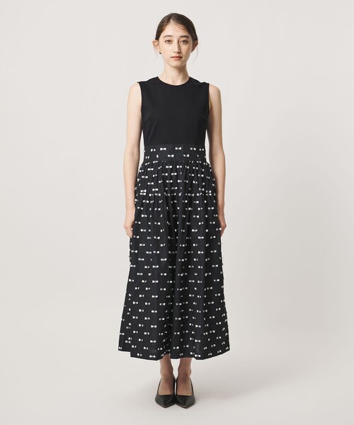 UNITED ARROWS(ユナイテッドアローズ)の「ドットリボン カットジャガード ワンピース ‐ウォッシャブル‐(ワンピース・レディース・ブラック/ネイビー・36/38)」の8枚目の写真