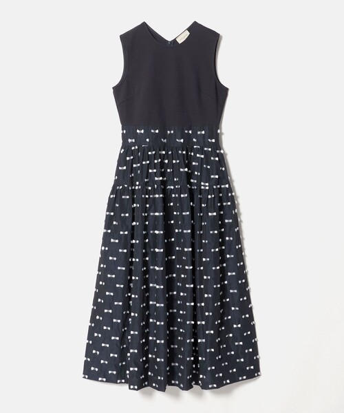 UNITED ARROWS(ユナイテッドアローズ)の「ドットリボン カットジャガード ワンピース ‐ウォッシャブル‐(ワンピース・レディース・ブラック/ネイビー・36/38)」の11枚目の写真