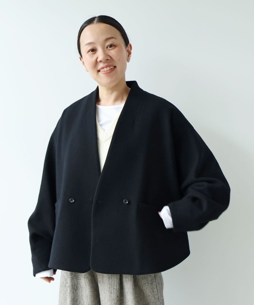 yuni(ユニ )の「super100 Wool cocoon double jacket(テーラードジャケット・レディース・パープル/チャコールグレー/ブラック/カーキ・FREE)」の2枚目の写真