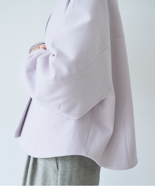 yuni(ユニ )の「super100 Wool cocoon double jacket(テーラードジャケット・レディース・パープル/チャコールグレー/ブラック/カーキ・FREE)」の8枚目の写真