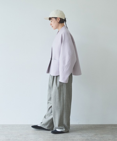 yuni(ユニ )の「super100 Wool cocoon double jacket(テーラードジャケット・レディース・パープル/チャコールグレー/ブラック/カーキ・FREE)」の20枚目の写真