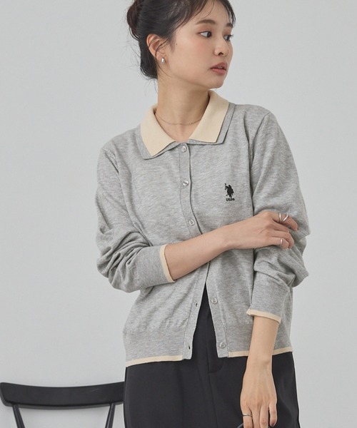 U.S. POLO ASSN.(ユーエスポロアッスン)の「U.S. POLO ASSN. /ユーエスポロアッスン 別注 ロゴ刺繍 フェイクレイヤード 配色 ニットシャツカーディガン(カーディガン/ボレロ・レディース・ブラウン/グレー/ネイビー/ブラック/チャコール・FREE)」の3枚目の写真