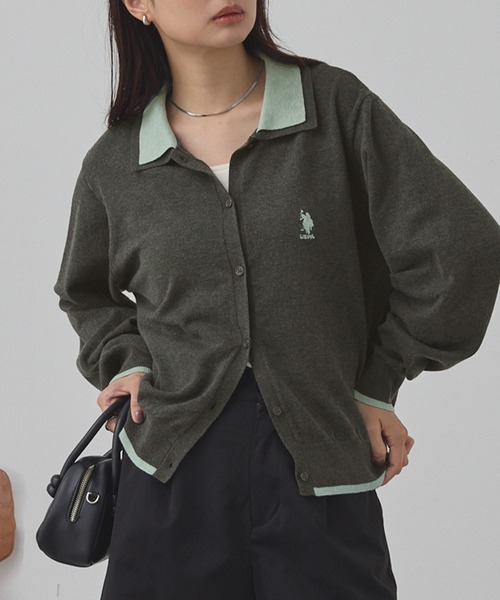 U.S. POLO ASSN.(ユーエスポロアッスン)の「U.S. POLO ASSN. /ユーエスポロアッスン 別注 ロゴ刺繍 フェイクレイヤード 配色 ニットシャツカーディガン(カーディガン/ボレロ・レディース・ブラウン/グレー/ネイビー/ブラック/チャコール・FREE)」の4枚目の写真
