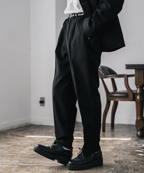 Rocky Monroe(ロッキーモンロー)の「TRストレッチ センタープレスワンタックテーパードイージーパンツ(スラックス・メンズ・チャコール/ブラック/オフホワイト/ブラウン・XL/M/L)」の12枚目の写真