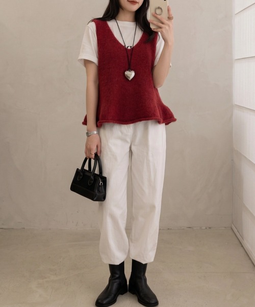yuue' ( wear )(ユーイ)の「Vネックペプラムニットベスト(ベスト・レディース・チャコールグレー/レッド/グレー/オートミール・FREE)」の13枚目の写真