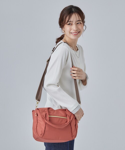 SHOO・LA・RUE(シューラルー)の「【撥水】8ポケットトート【2WAY】(トートバッグ・レディース・ブラウン系/オレンジ/ブラック・00)」の3枚目の写真