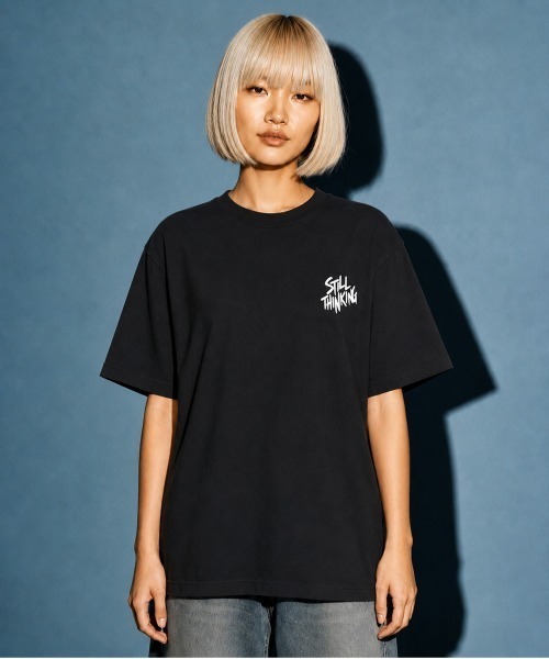 rehacer（レアセル）の「rehacer TEE : Still Thinking TEE / スティル シンキング T-Shirt（Tシャツ/カットソー・メンズ・ブラック/ネイビー・X-LARGE/LARGE/MEDIUM/SMALL）」の3枚目の写真