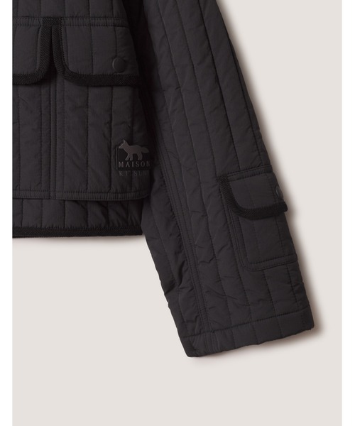 Maison Kitsune（メゾンキツネ）の「QUILTED MINI BARN JACKET（その他アウター・レディース・ブラック/ライトベージュ・S/M/L/XS）」の12枚目の写真