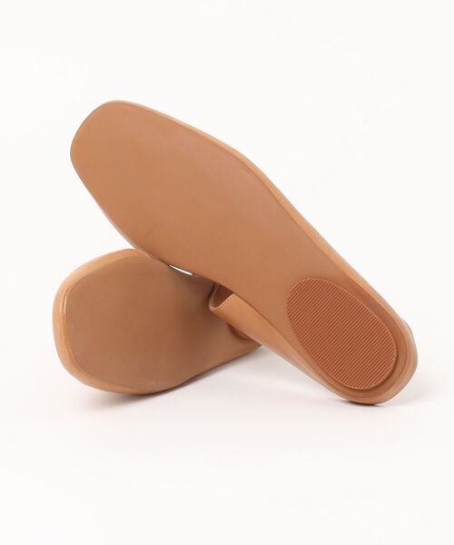 Jeffrey Campbell(ジェフリーキャンベル)の「カットワーク バックレスシューズ(パンプス・レディース・ブラウン系その他・37)」の3枚目の写真