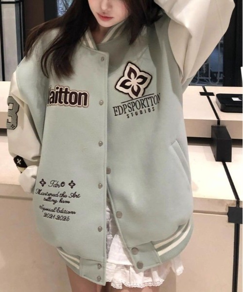 &soiree(アンドソワレ)の「配色切り替えワッペンスタジャン(スタジャン・レディース・ネイビー/グリーン・LARGE/X-LARGE/MEDIUM/SMALL)」の3枚目の写真