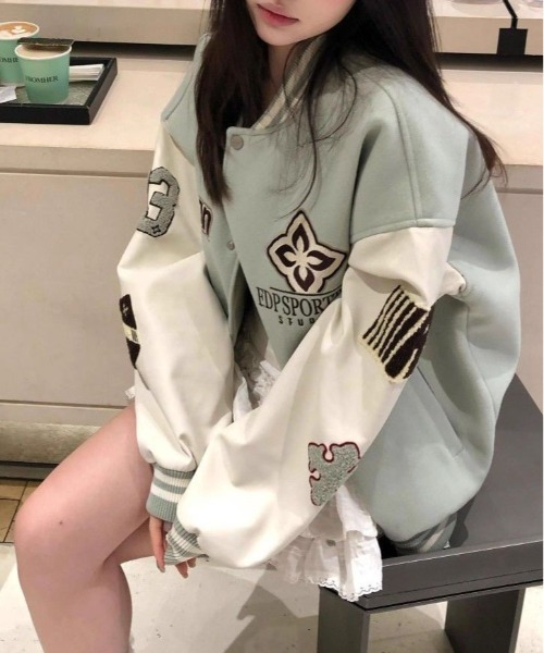 &soiree(アンドソワレ)の「配色切り替えワッペンスタジャン(スタジャン・レディース・ネイビー/グリーン・LARGE/X-LARGE/MEDIUM/SMALL)」の4枚目の写真