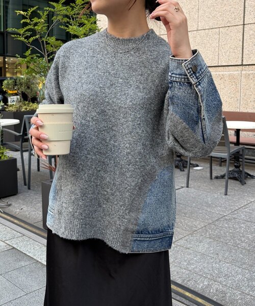 Jena espace merveilleux(ジェナ エスパスメルヴェイユ)の「デニムドッキングニット 秋服(ニット/セーター・レディース・アイボリー/グレー・FREE)」の2枚目の写真