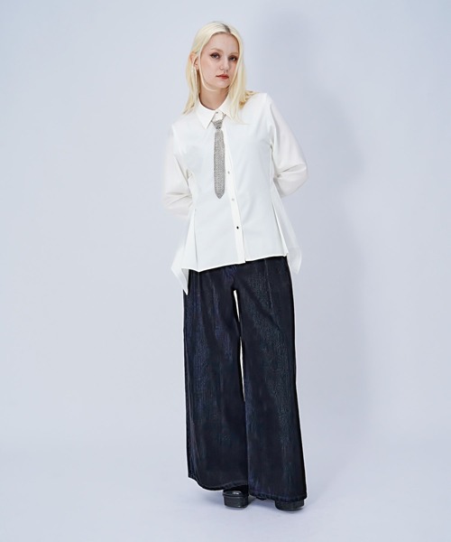 HARE(ハレ)の「【Lサイズ展開あり】ダブルウエストフロッキーデニムパンツ(HARE)(デニムパンツ・レディース・ブラック/パープル/ボルドー・LARGE/FREE)」の4枚目の写真