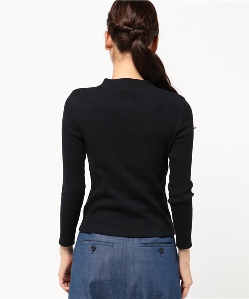 X-girl(エックスガール)の「RIB BOTTLE NECK L/S TOPS /トップス/ハイネック/タートルネック/ボトルネック/リブ/シンプル/ロゴ(Tシャツ/カットソー・レディース・マルチ/ホワイト/ピンク/ブラック・1/2)」の7枚目の写真