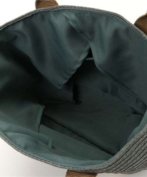 LBC（エルビーシー）の「ラメテープ雑材バッグ            （かごバッグ・レディース・グレー/ベージュ・FREE）」の9枚目の写真