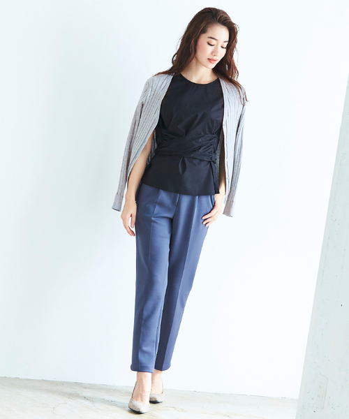 UR'S（ユアーズ）の「Vネックリブニットカーディガン（カーディガン/ボレロ・レディース・カーキ/ブラック/キャメル/ブラウン/杢グレー/パープル/アイボリー/ブルー/イエロー・M/S/L）」の4枚目の写真