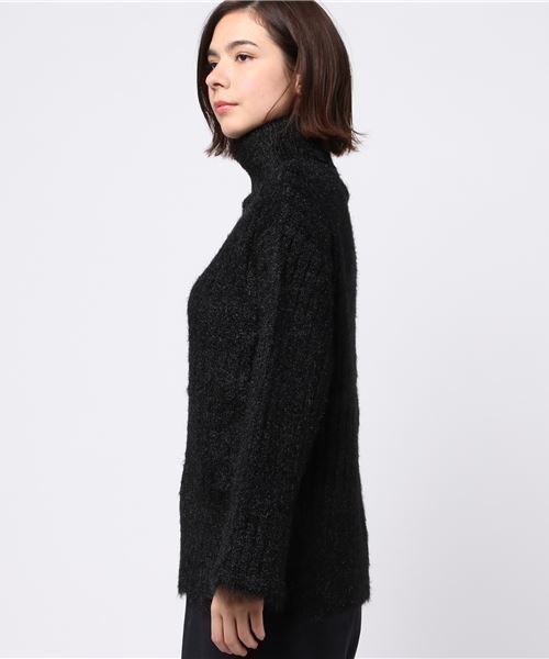 PUNYUS（プニュズ）の「タートルネックシャギーニット（ニット/セーター・レディース・ブラック/ネイビー/ブラウン/レッド・1/2/3/4）」の11枚目の写真