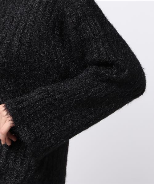 PUNYUS（プニュズ）の「タートルネックシャギーニット（ニット/セーター・レディース・ブラック/ネイビー/ブラウン/レッド・1/2/3/4）」の20枚目の写真