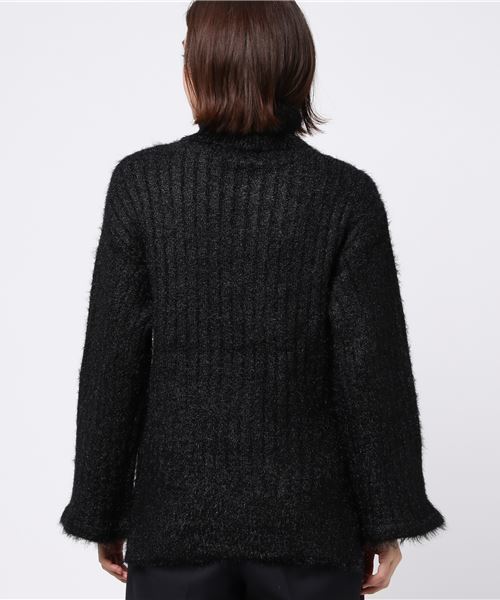 PUNYUS（プニュズ）の「タートルネックシャギーニット（ニット/セーター・レディース・ブラック/ネイビー/ブラウン/レッド・1/2/3/4）」の8枚目の写真