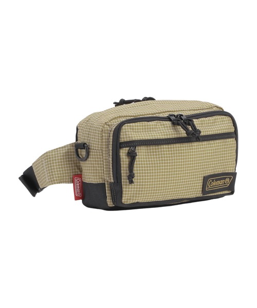 COLEMAN（コールマン）の「ウォーカーポーチ（ボディバッグ/ウエストポーチ・レディース・ライトグレー/スカイブルー/ブラック/ネイビー/グレー/レッド/オリーブ/サンドベージュ/ダークパープル/ブルーグレー/ブラウン系カモフラージュ/ダークグリーン/ライトブラック/ホワイト×ブラック/グリーン系その他/ホワイト/ブルー/ブラック系その他/ベージュ系その他・ONE SIZE/2L）」の10枚目の写真