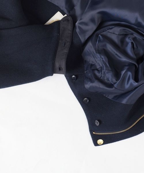 Khaju（カージュ）の「Khaju:フードミディ2WAYコート18FW◇◇（その他アウター・レディース・ライトグレー/ベージュ/ネイビー・36/38）」の20枚目の写真