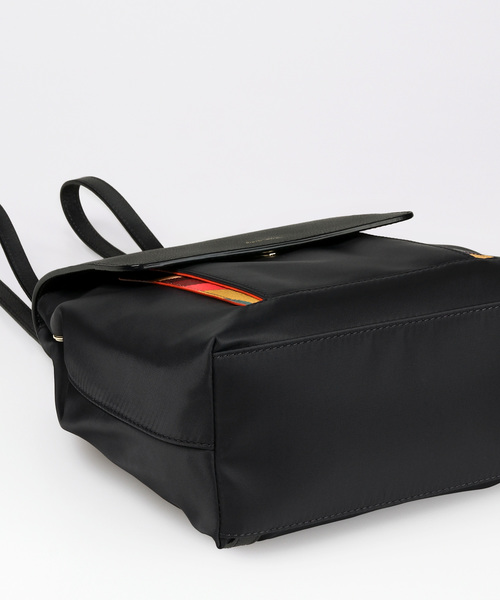 Paul Smith(ポールスミス)の「SWIRL NYLON POCKET RUCKSACK / 873420 W342(バックパック/リュック・レディース・ブラック/ベージュ/ネイビー・FREE)」の6枚目の写真
