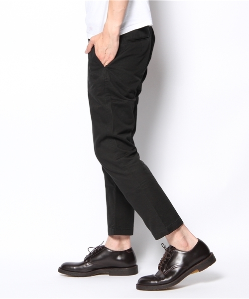 NANO universe（ナノユニバース）の「NUスラブチノクロップドボトム（チノパンツ・メンズ・ブラック/チャコール/ベージュ/ホワイト・SMALL/MEDIUM/LARGE/X-LARGE）」の13枚目の写真