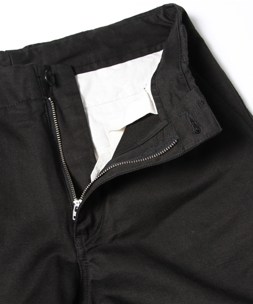 NANO universe（ナノユニバース）の「NUスラブチノクロップドボトム（チノパンツ・メンズ・ブラック/チャコール/ベージュ/ホワイト・SMALL/MEDIUM/LARGE/X-LARGE）」の19枚目の写真