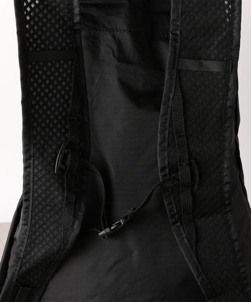 Granite Gear（グラナイトギア）の「[グラナイトギア] SC GRANITE GEAR 32 SAWBILL20 バックパック（バックパック/リュック・メンズ・ブラック・FREE）」の5枚目の写真