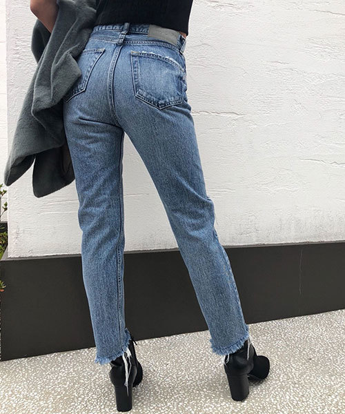 TRUNC（トランクエイティーエイト）の「Ripped Tapered Denim（デニムパンツ・レディース・ライトブルー・23inch/24inch/25inch）」の5枚目の写真