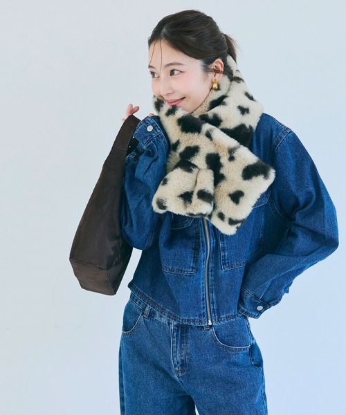 coca（coca）（コカ）の「＼新色追加／フェイクファーティペット【ワイドタイプ】（ストール/ショール・レディース・ブラック/ブラウン/ピンク/ライトベージュ/ベージュ/グレー/ライトグレー/グレー系その他/ブルー/ピンク系その他/チャコール/レオパード/B/ライトブルー/A/ダークブルー/ダークベージュ・ONE SIZE）」の22枚目の写真