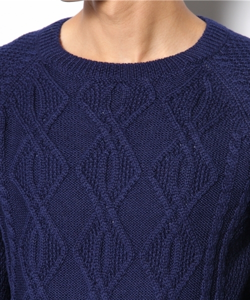 NANO universe（ナノユニバース）の「アランクルーネックニット（ニット/セーター・メンズ・オフホワイト/マスタード/トップグレー/ネイビー・44/46/48）」の8枚目の写真