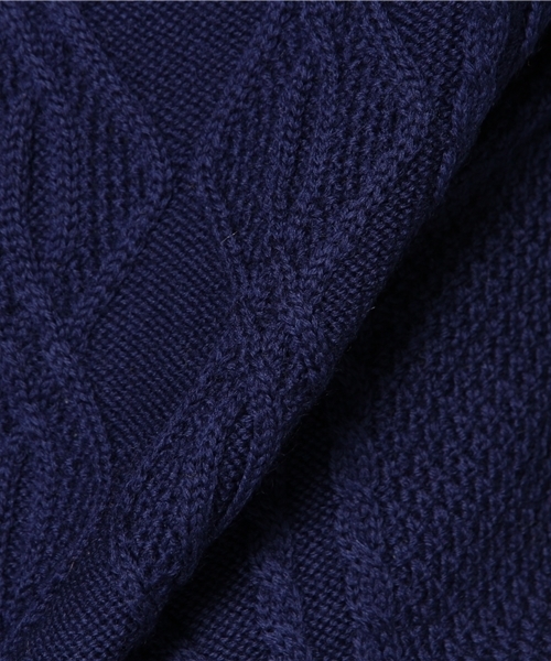 NANO universe（ナノユニバース）の「アランクルーネックニット（ニット/セーター・メンズ・オフホワイト/マスタード/トップグレー/ネイビー・44/46/48）」の10枚目の写真