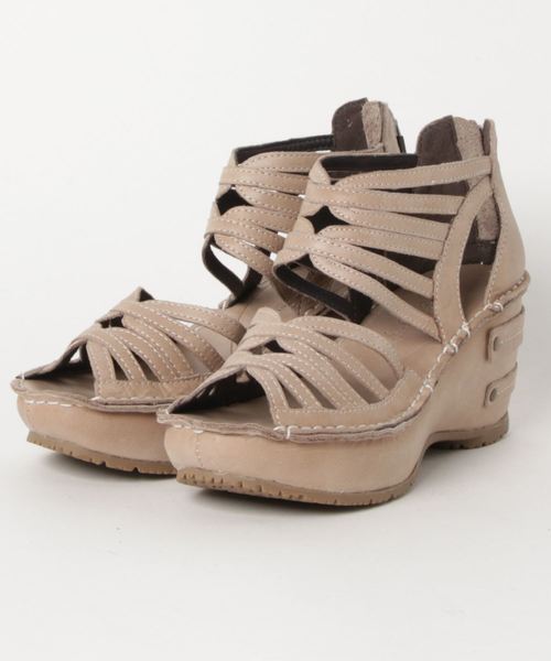 Hina Day Green（ヒナデイグリーン）の「カットワークデザインウェッジサンダル（サンダル・レディース・オレンジ系その他/ブルー系その他/キャメル/ブラック/グレー系その他・L/M/LL/3L/S）」の3枚目の写真