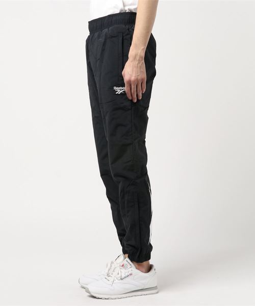 Reebok（リーボック）の「ロスト ファウンド ベクタートラック パンツ LF VECTOR TRACK PANTS BK5105（その他パンツ・メンズ・ブラック・SMALL/MEDIUM/LARGE/X-LARGE/X-SMALL）」の3枚目の写真